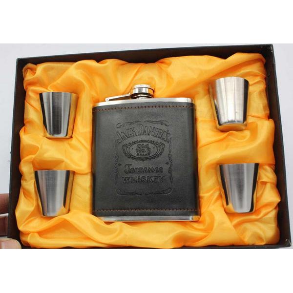 7oz Flask & Shot Glass Gift Set