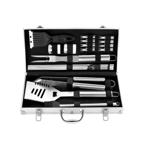 8 Piece Barbecue/Grilling Set